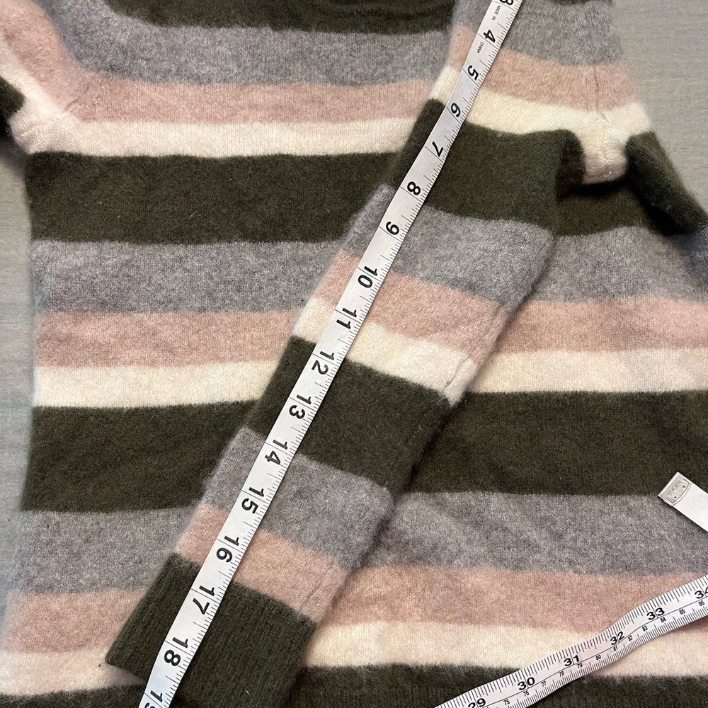 41 Hawthorn Rella Cashmere Olive and Beige Striped Sweater size S - Picture 6 of 8